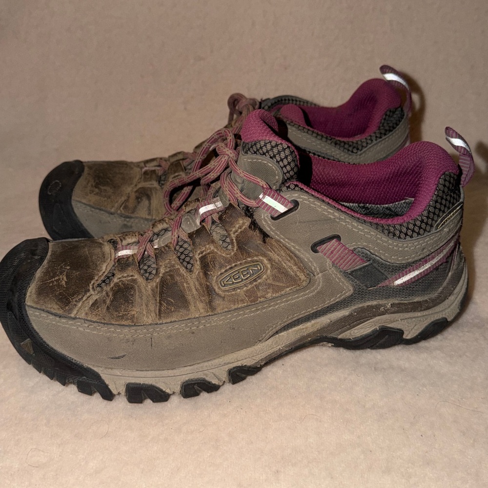 Keen Targhee III Women’s Low Hiking Shoes